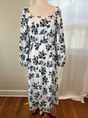 S-Deer Black & White Floral Midi Dress. Square Neck. Size L. NWT